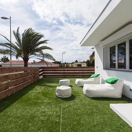 Top Apartment *