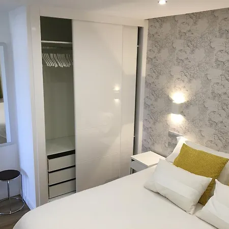 Apartment Top *